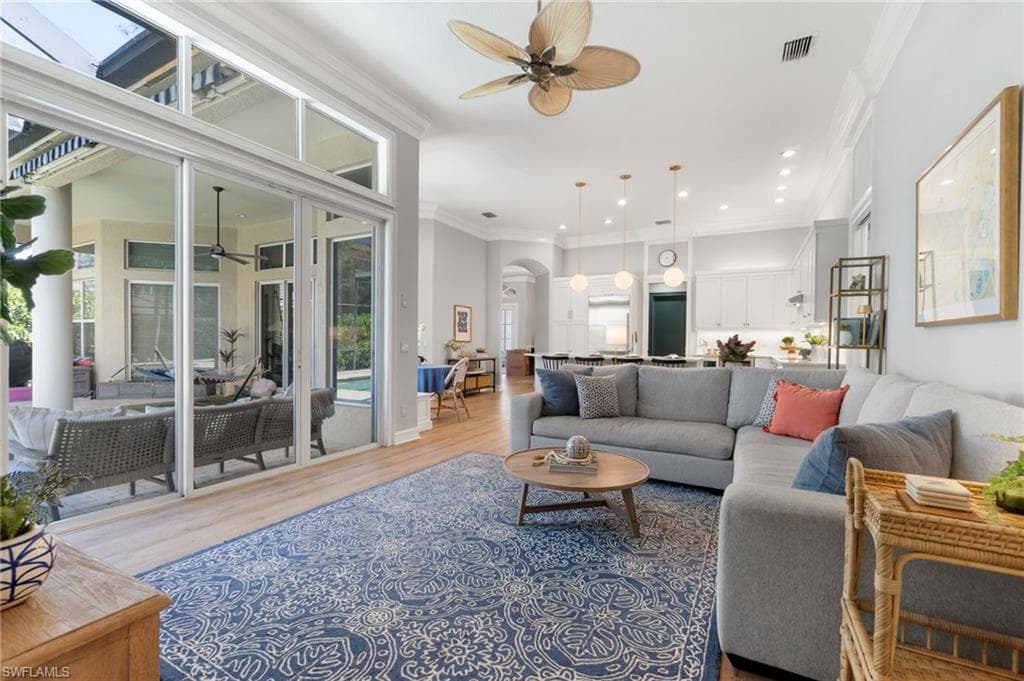 4005 Reflection Ct, Naples, FL 34109-20