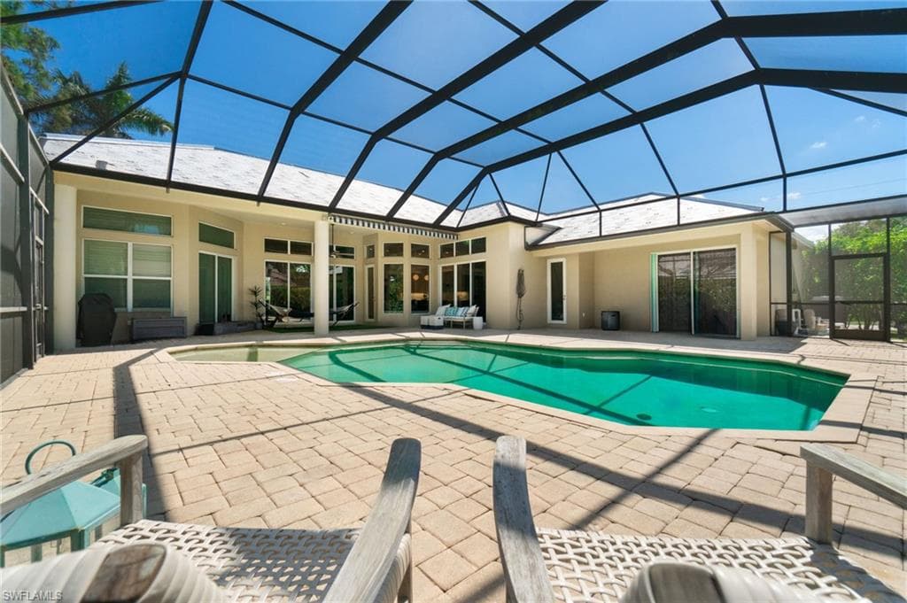 4005 Reflection Ct, Naples, FL 34109-32