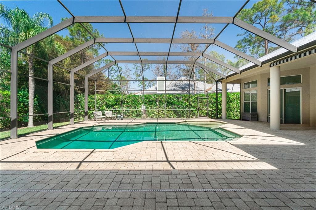 4005 Reflection Ct, Naples, FL 34109-33