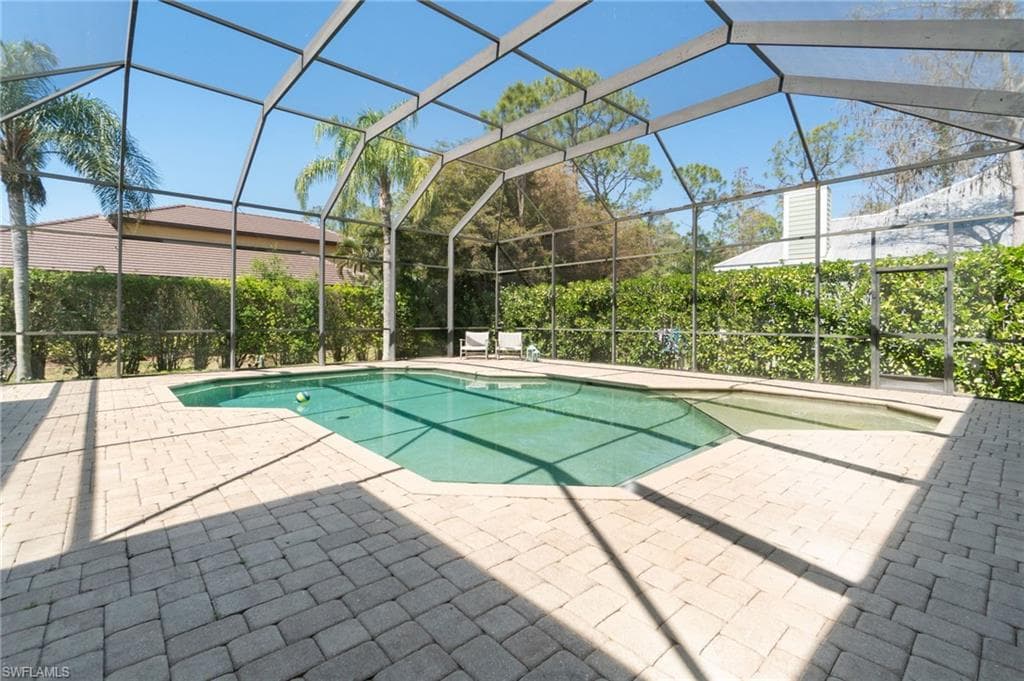 4005 Reflection Ct, Naples, FL 34109-34