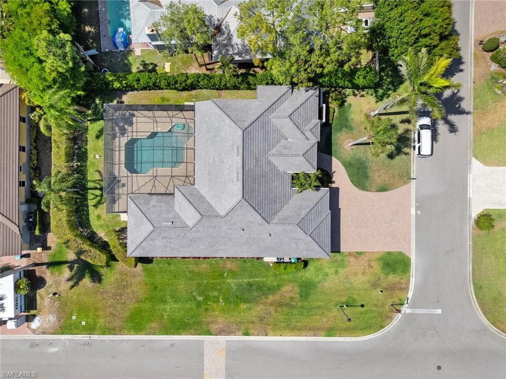 4005 Reflection Ct, Naples, FL 34109-36