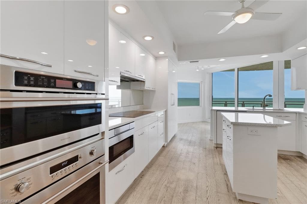 8231 Bay Colony Dr 602, Naples, FL 34108-13