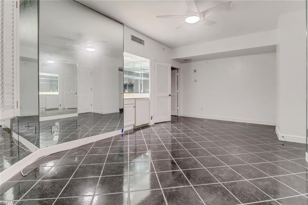 8231 Bay Colony Dr 602, Naples, FL 34108-39