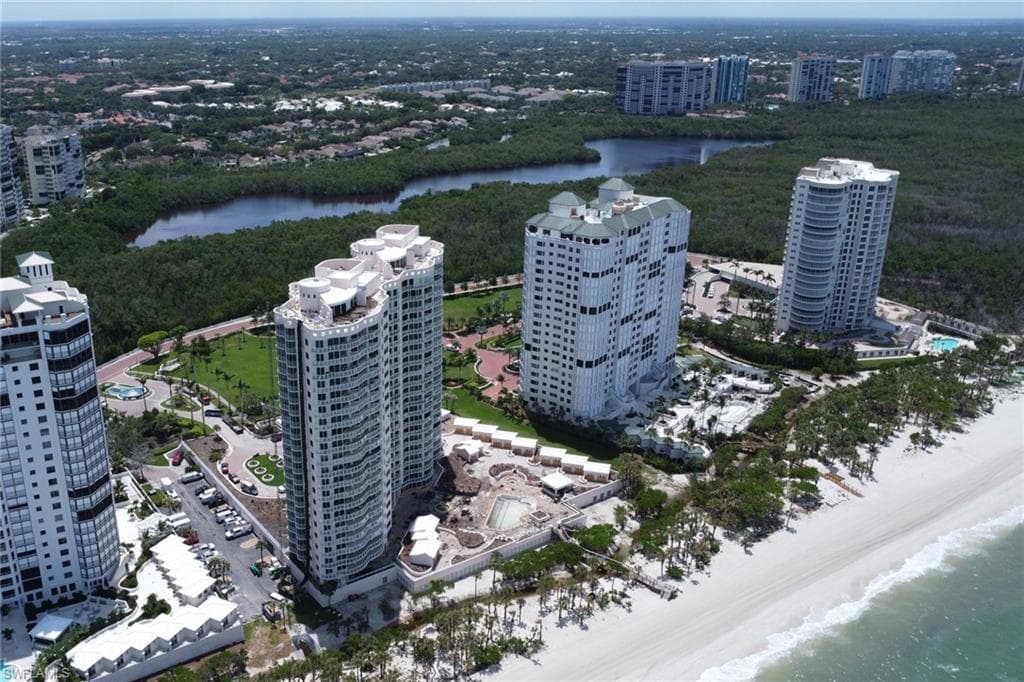 8231 Bay Colony Dr 602, Naples, FL 34108-45