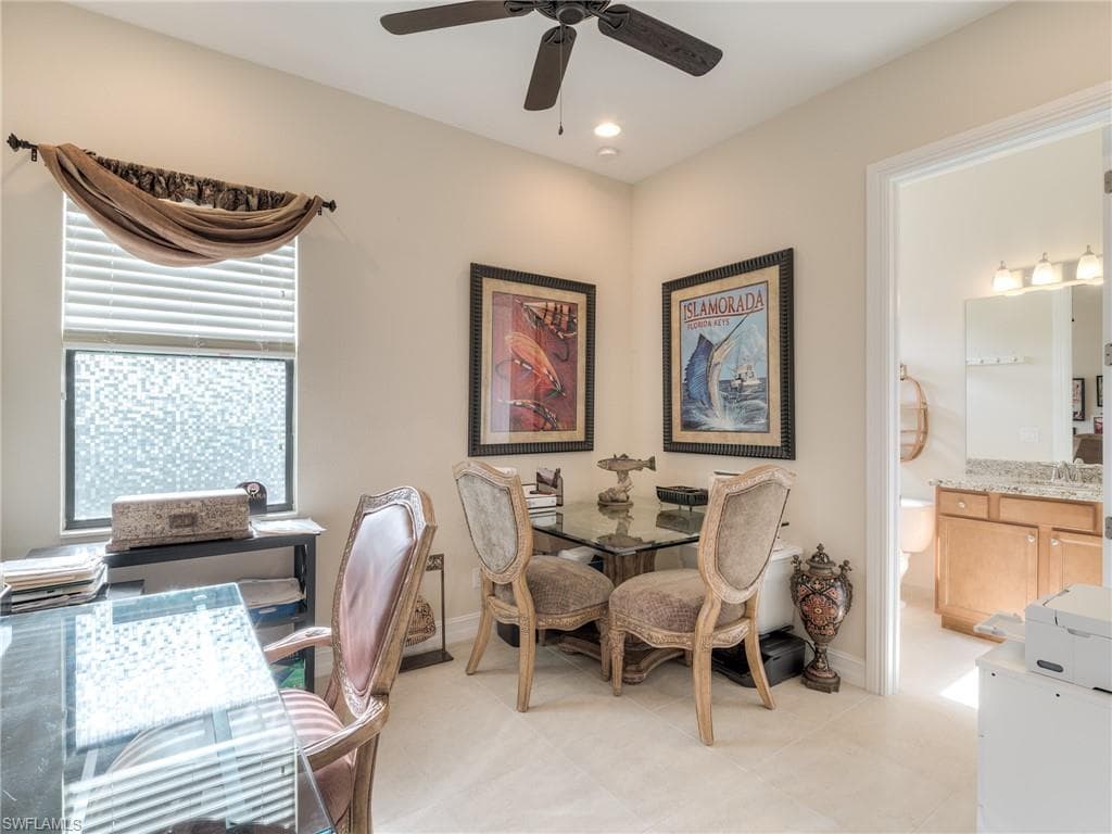 9340 Woodhurst Dr, Naples, FL 34120-13