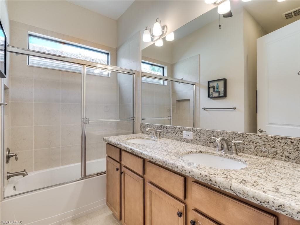 9340 Woodhurst Dr, Naples, FL 34120-15