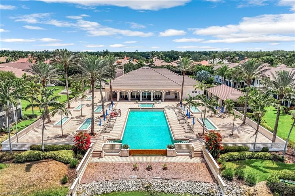 510 Avellino Isles Cir 2202, Naples, FL 34119-28