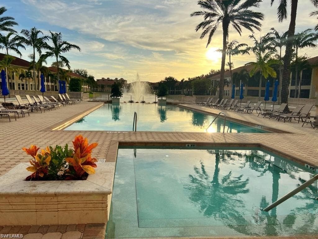 510 Avellino Isles Cir 2202, Naples, FL 34119-29