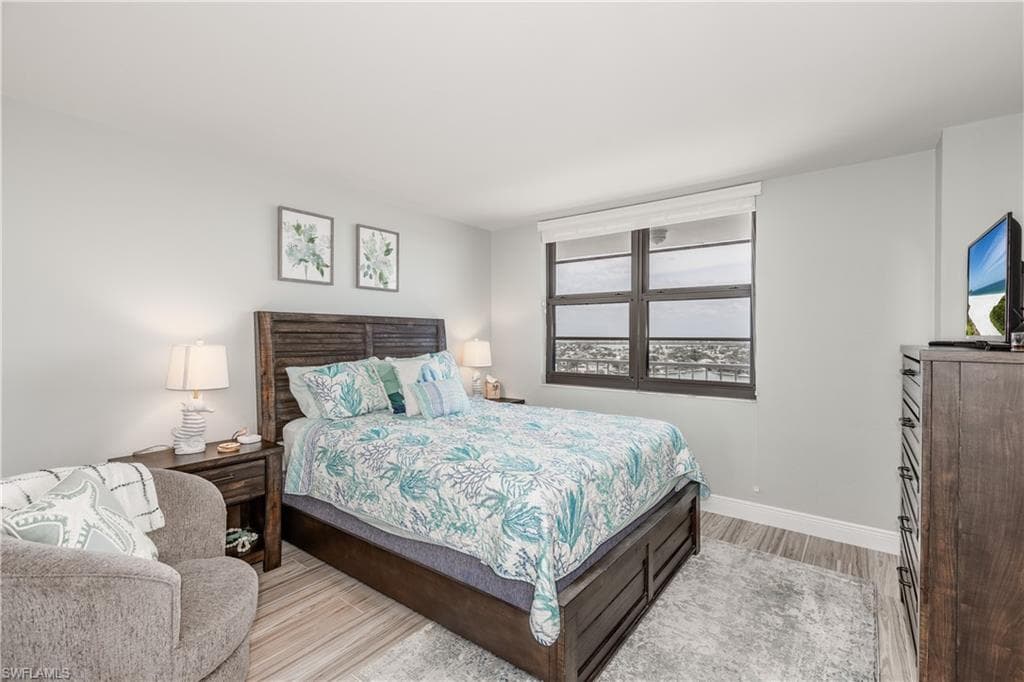 380 Seaview Ct 1606, Marco Island, FL 34145-18