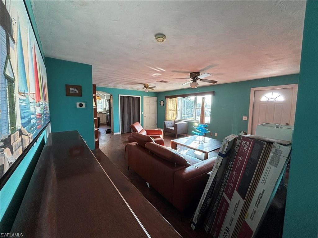133 Florida Ave NW, Moore Haven, FL 33471-17