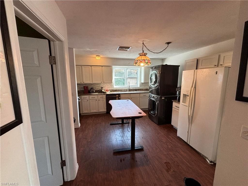 133 Florida Ave NW, Moore Haven, FL 33471-18