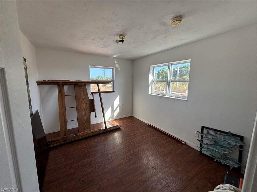 133 Florida Ave NW, Moore Haven, FL 33471-24