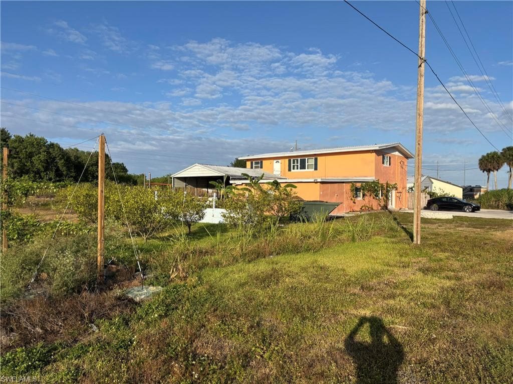 133 Florida Ave NW, Moore Haven, FL 33471-4