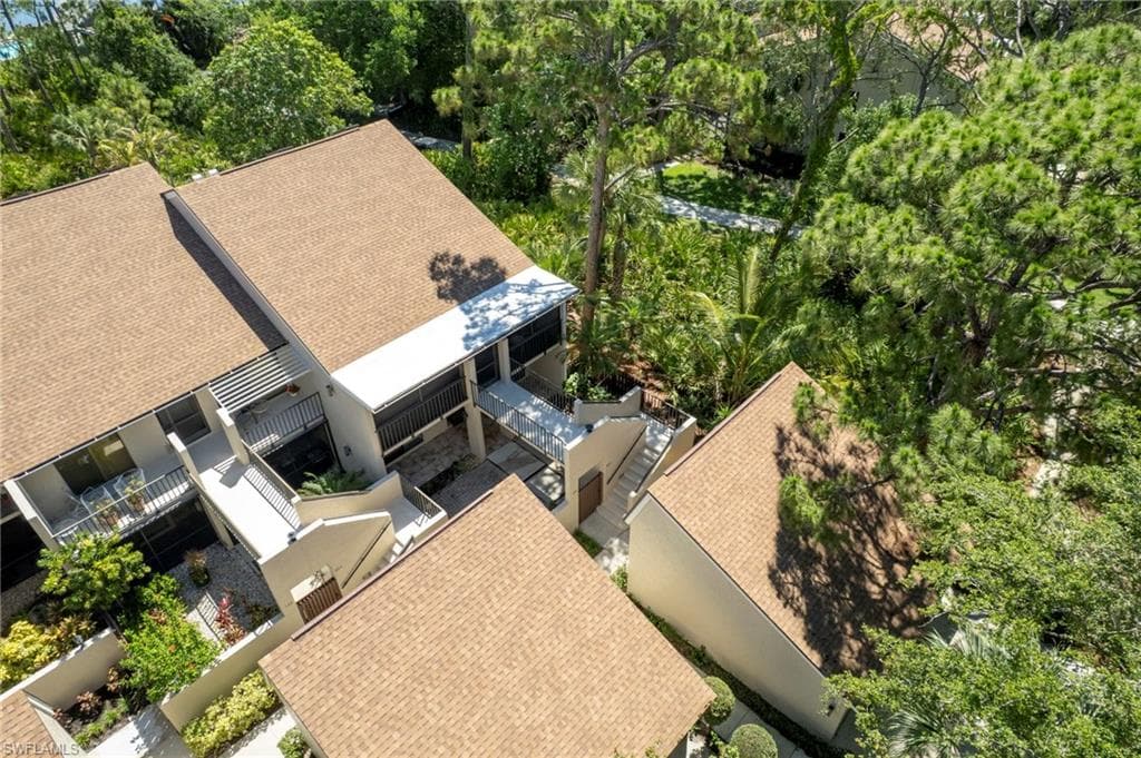 15400 Cedarwood Ln 204, Naples, FL 34110-2