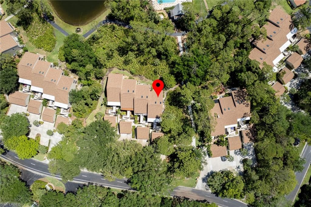 15400 Cedarwood Ln 204, Naples, FL 34110-35