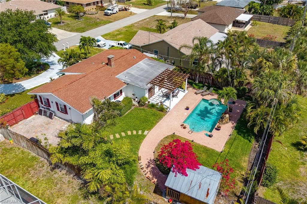 27553 Playa Del Rey Ln, Bonita Springs, FL 34135-28