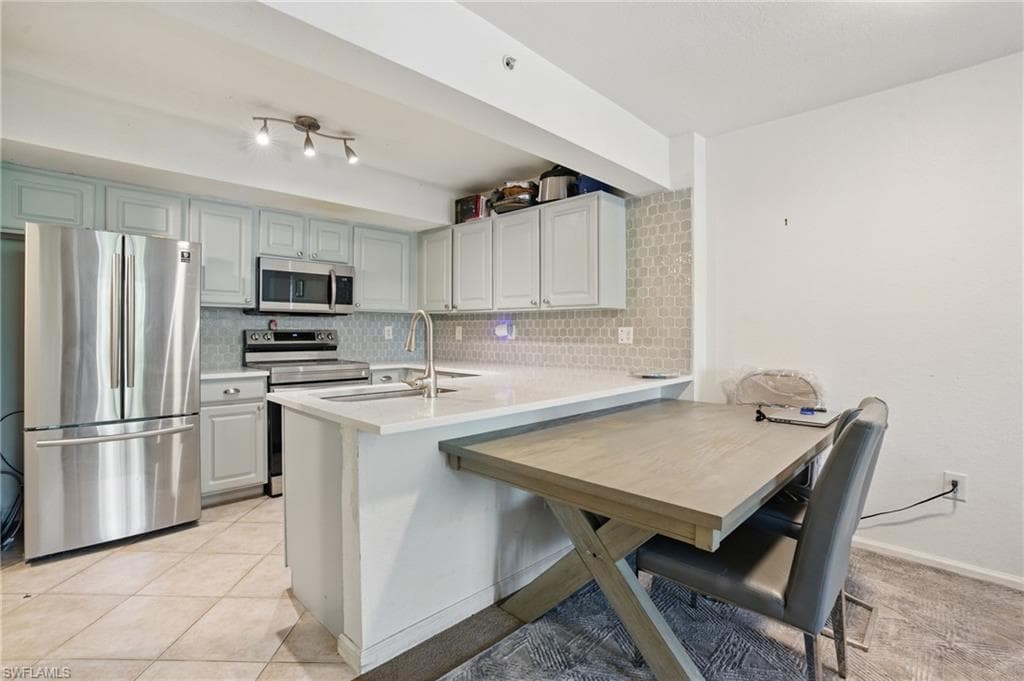 4109 Residence Dr 515, Fort Myers, FL 33901-6