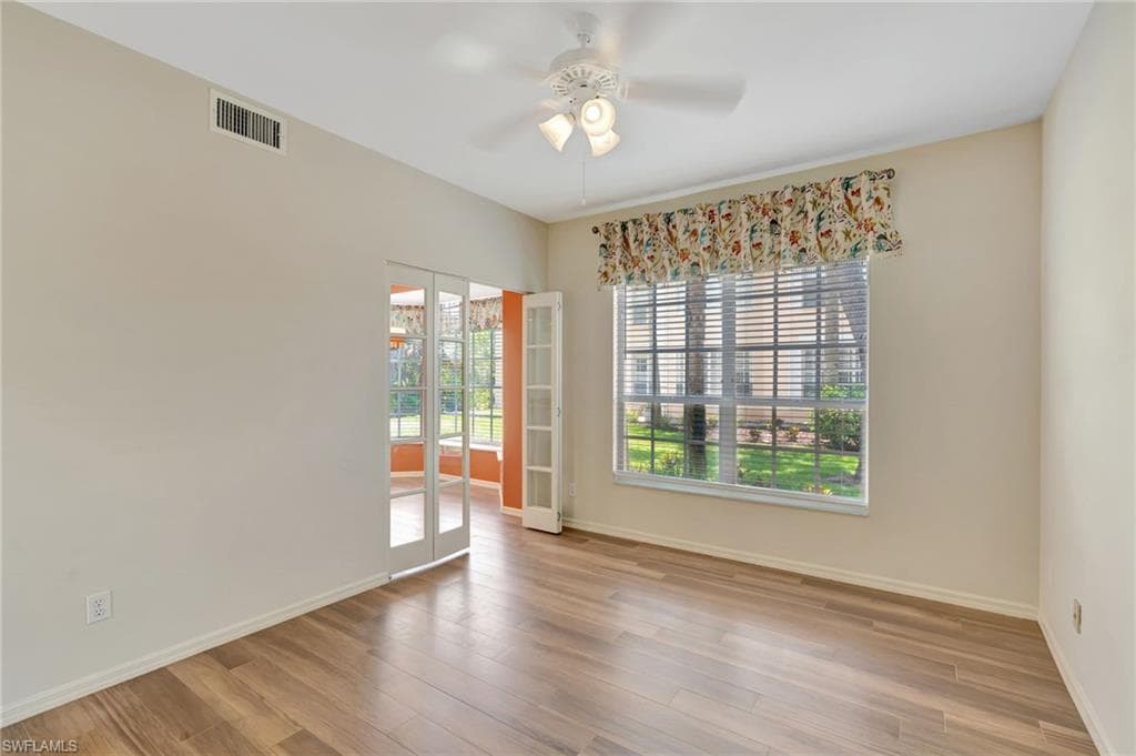737 Wiggins Lake Dr 102, Naples, FL 34110-18