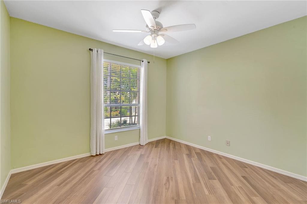 737 Wiggins Lake Dr 102, Naples, FL 34110-19