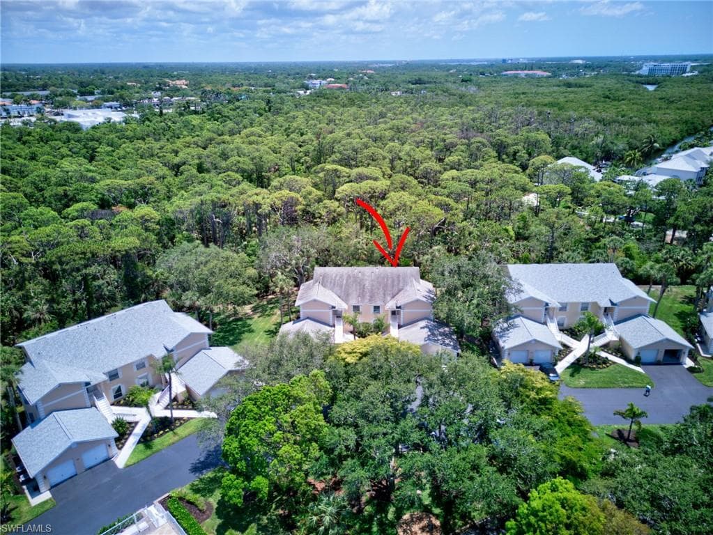 737 Wiggins Lake Dr 102, Naples, FL 34110-37