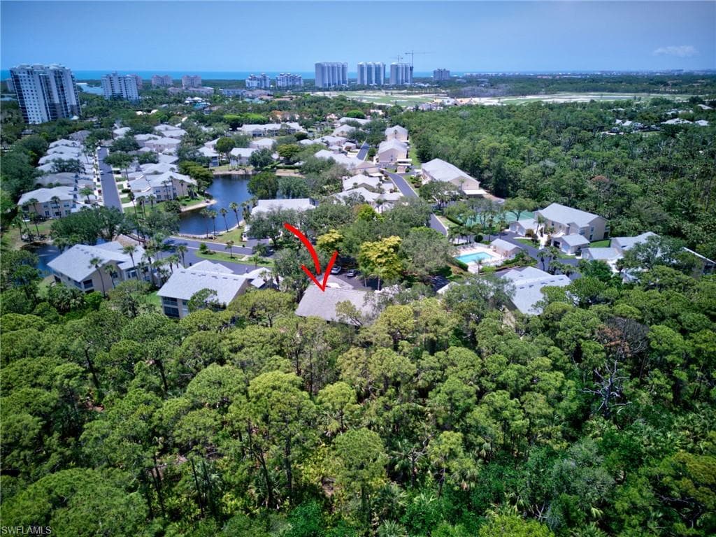 737 Wiggins Lake Dr 102, Naples, FL 34110-41
