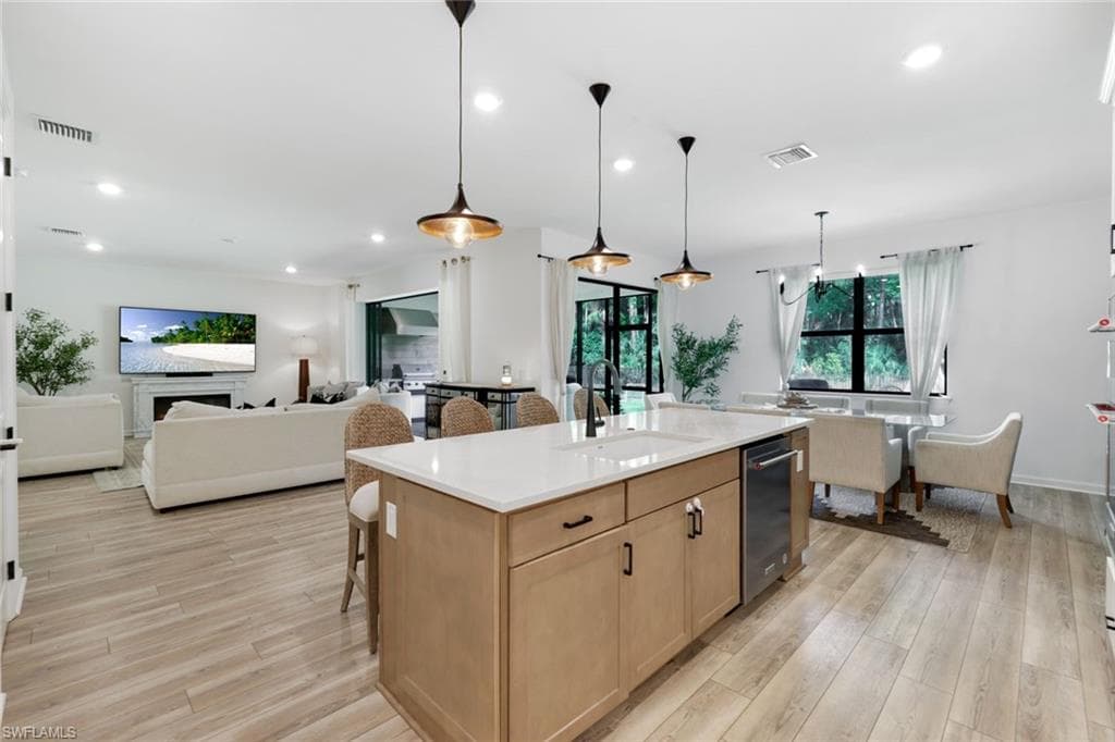 10427 Ventana Ln, Naples, FL 34120-15