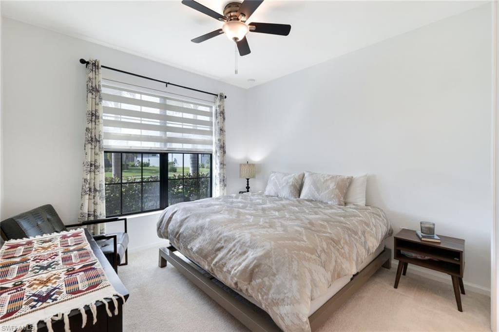 10427 Ventana Ln, Naples, FL 34120-26