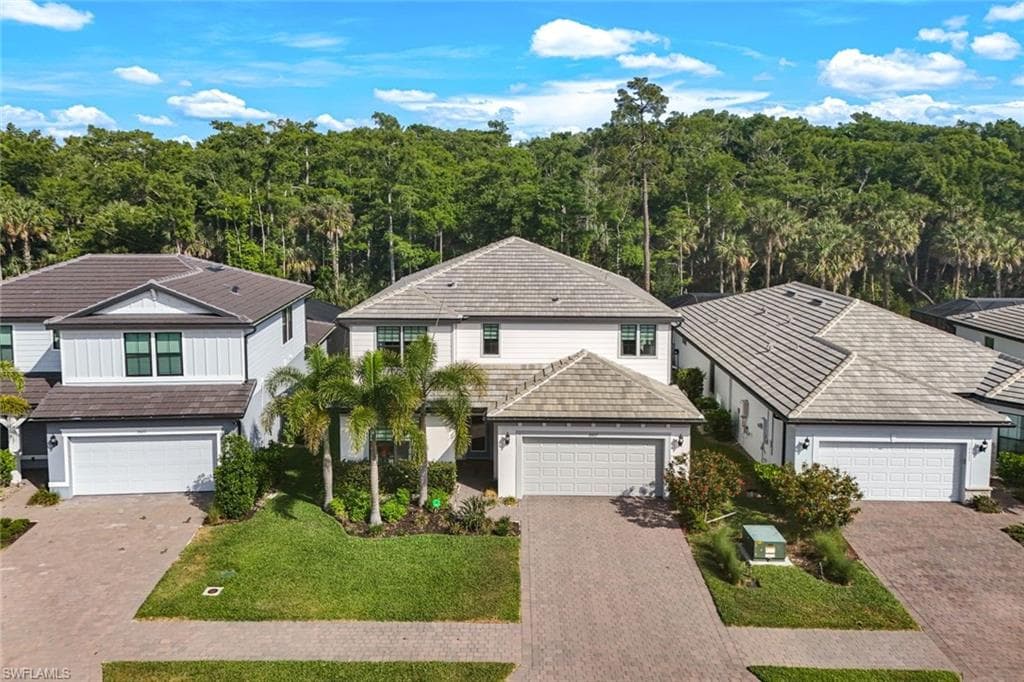 10427 Ventana Ln, Naples, FL 34120-37