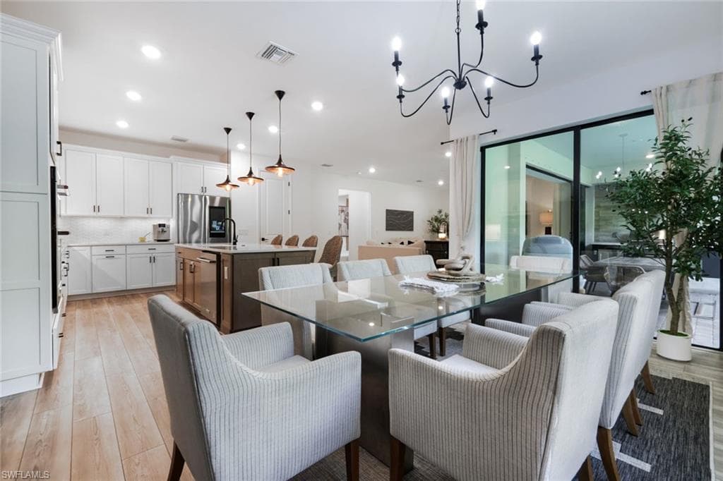 10427 Ventana Ln, Naples, FL 34120-5