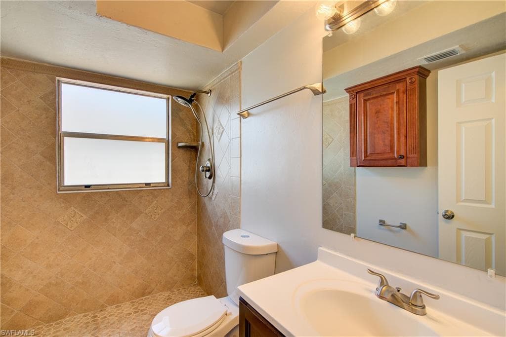 1327 21st Ave, Cape Coral, FL 33990-15