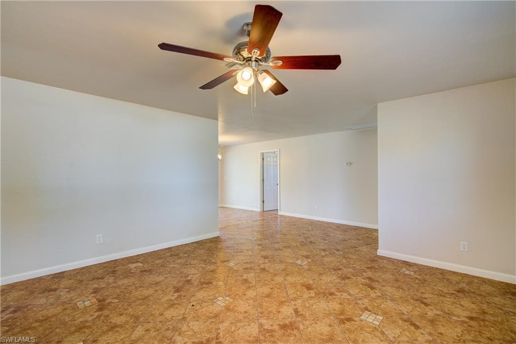 1327 21st Ave, Cape Coral, FL 33990-27