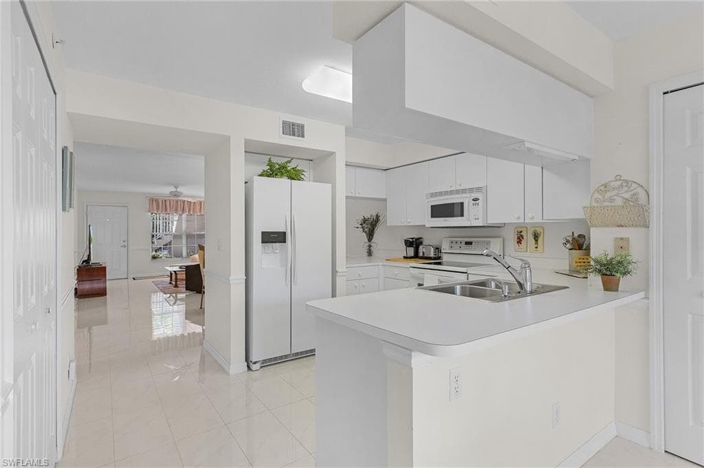 28881 Bermuda Lago Ct 102, Bonita Springs, FL 34134-23