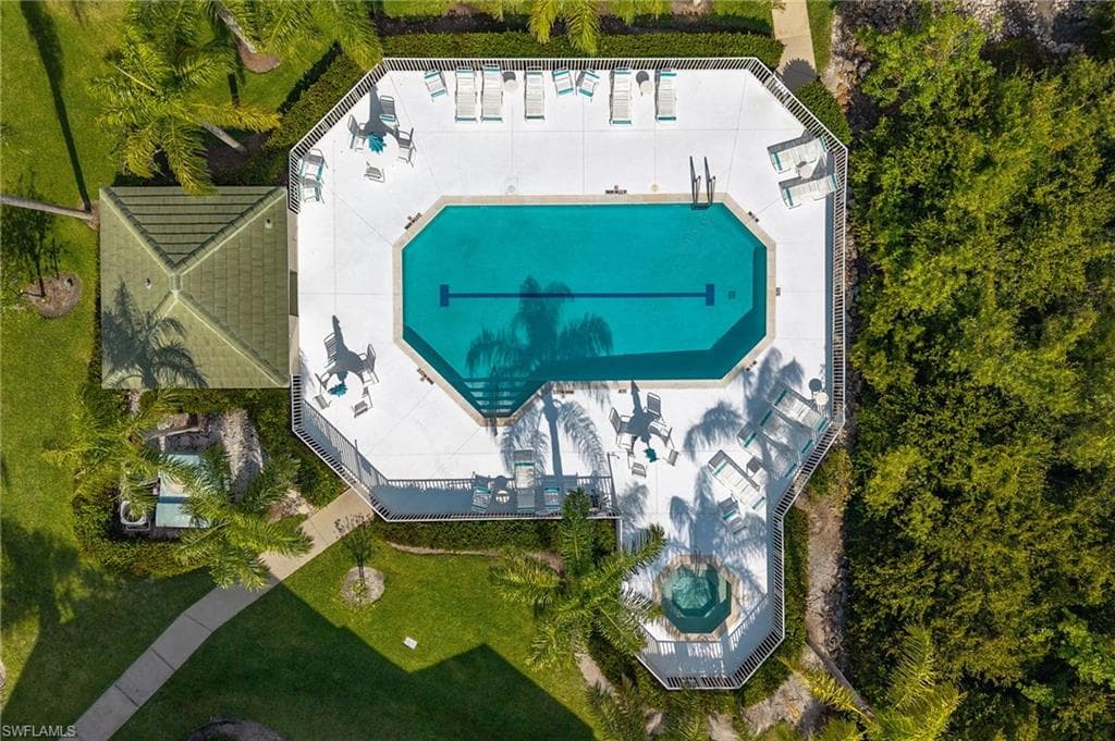 28881 Bermuda Lago Ct 102, Bonita Springs, FL 34134-2