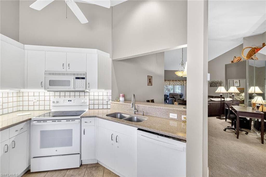 3775 Fieldstone Blvd 1405, Naples, FL 34109-9