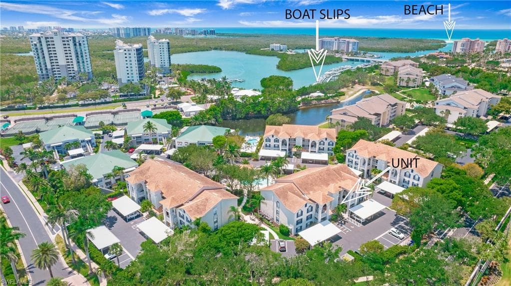 470 Bermuda Cove Way 2-104, Naples, FL 34110-4