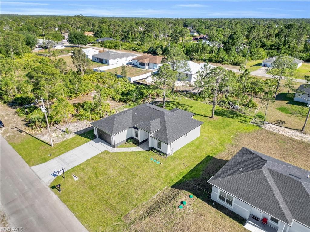 2815 32nd St W, Lehigh Acres, FL 33971-11