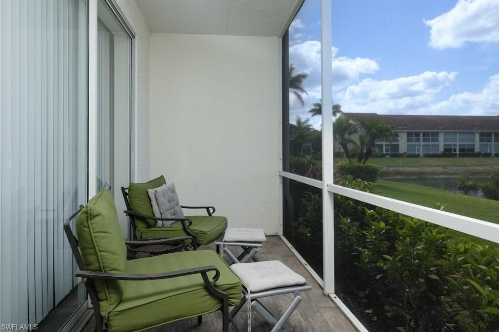 2386 Magnolia Ave 7801, Naples, FL 34112-9