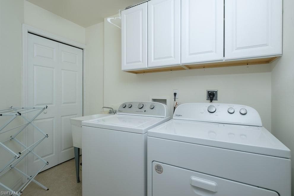 2386 Magnolia Ave 7801, Naples, FL 34112-19