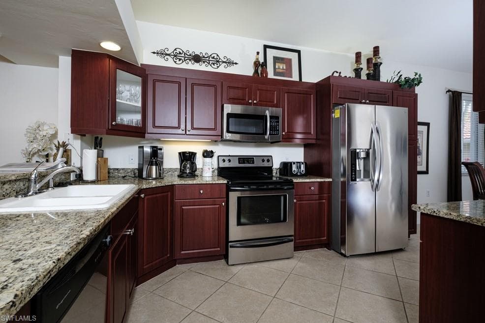 2386 Magnolia Ave 7801, Naples, FL 34112-5