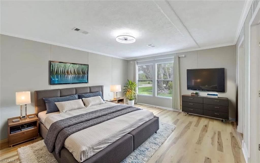 524 Menton Ln, Naples, FL 34112-6