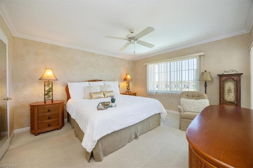 21 High Point Cir E 502, Naples, FL 34103-10