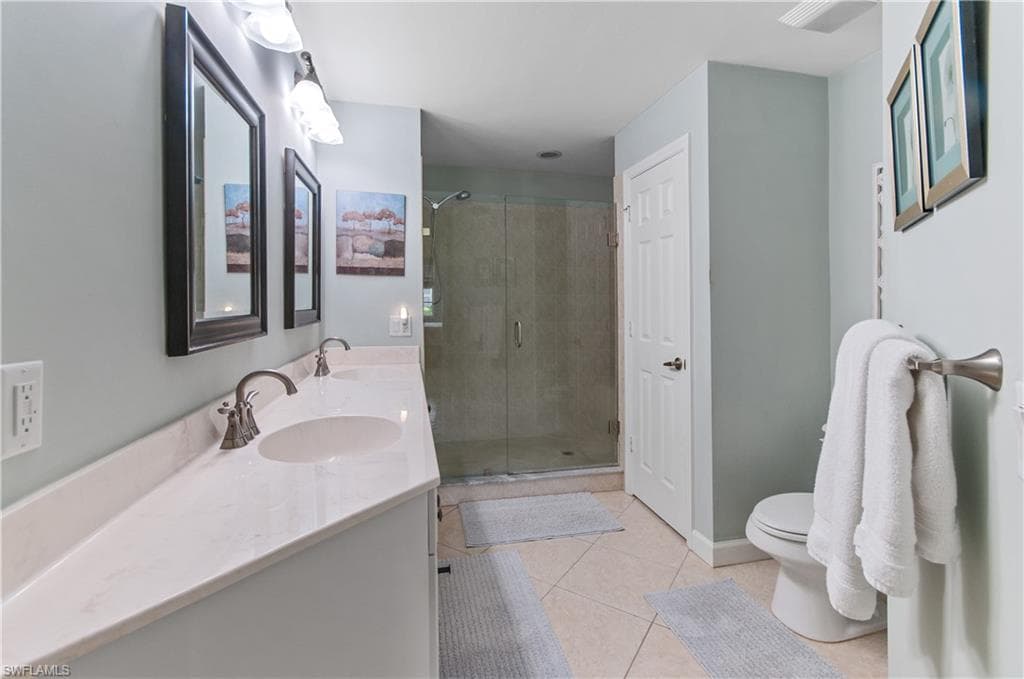 3045 Driftwood Way 3707, Naples, FL 34109-17