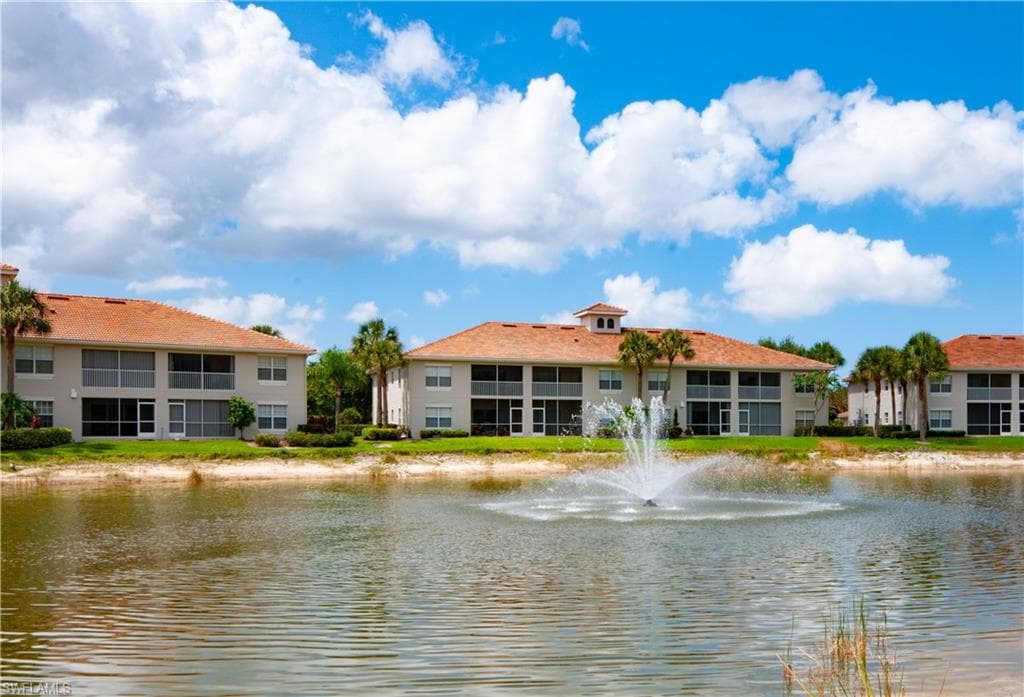 3045 Driftwood Way 3707, Naples, FL 34109-24