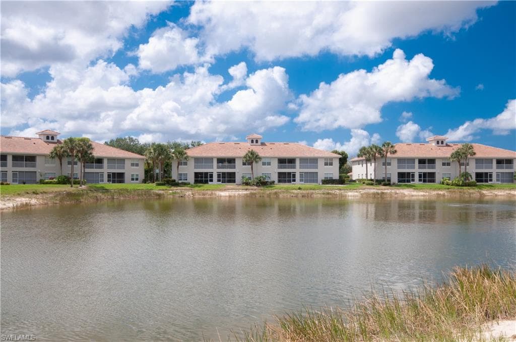 3045 Driftwood Way 3707, Naples, FL 34109-25