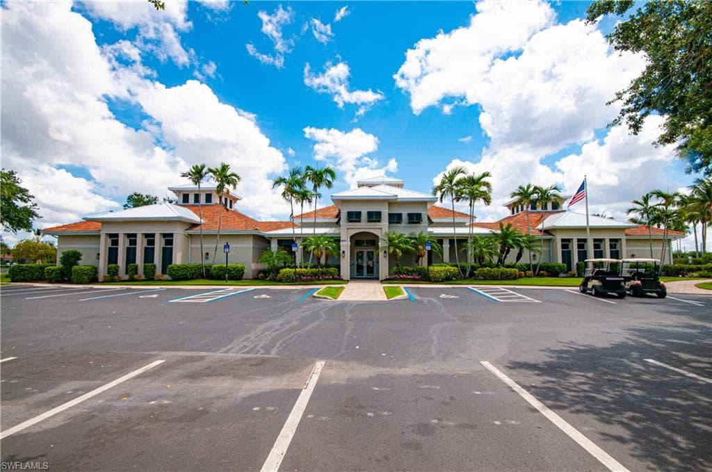 3045 Driftwood Way 3707, Naples, FL 34109-26