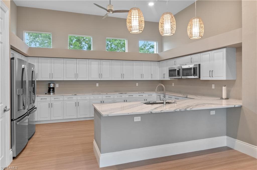 3045 Driftwood Way 3707, Naples, FL 34109-29