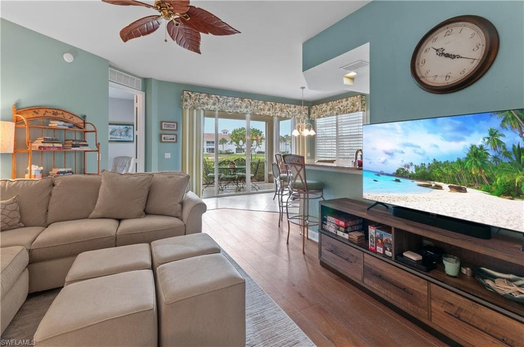 3045 Driftwood Way 3707, Naples, FL 34109-7