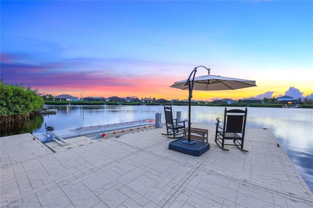 17282 Hidden Estates Cir, Fort Myers, FL 33908-9