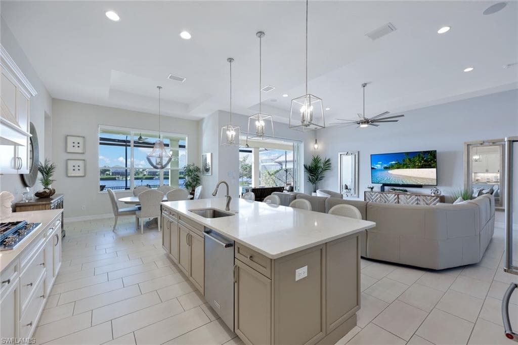 17282 Hidden Estates Cir, Fort Myers, FL 33908-18