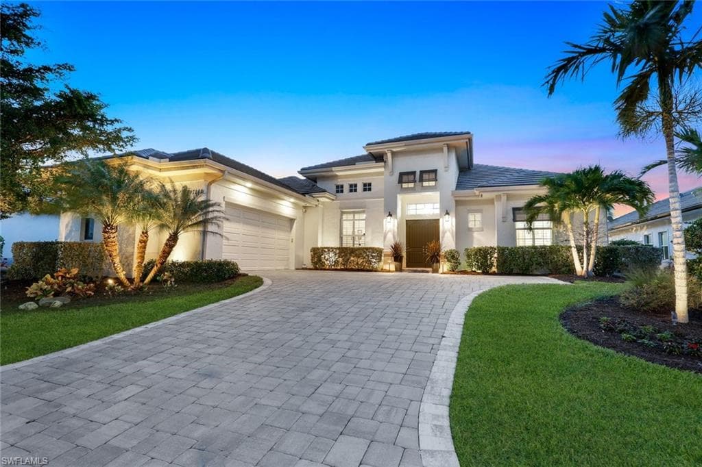 17282 Hidden Estates Cir, Fort Myers, FL 33908-1